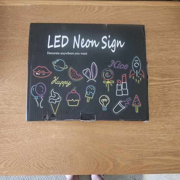 Colorful Neon Light Sign - Picture 4 of 5